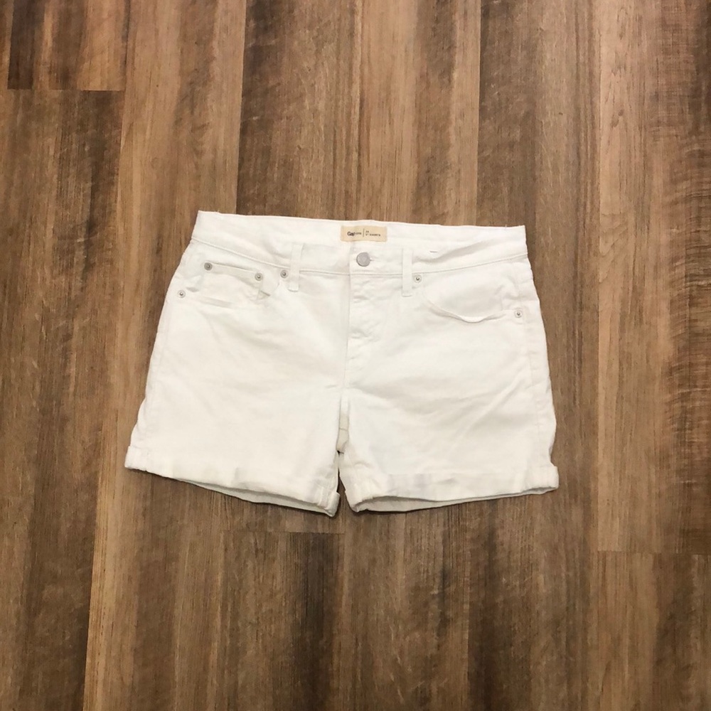 GAP white 28 5” shorts